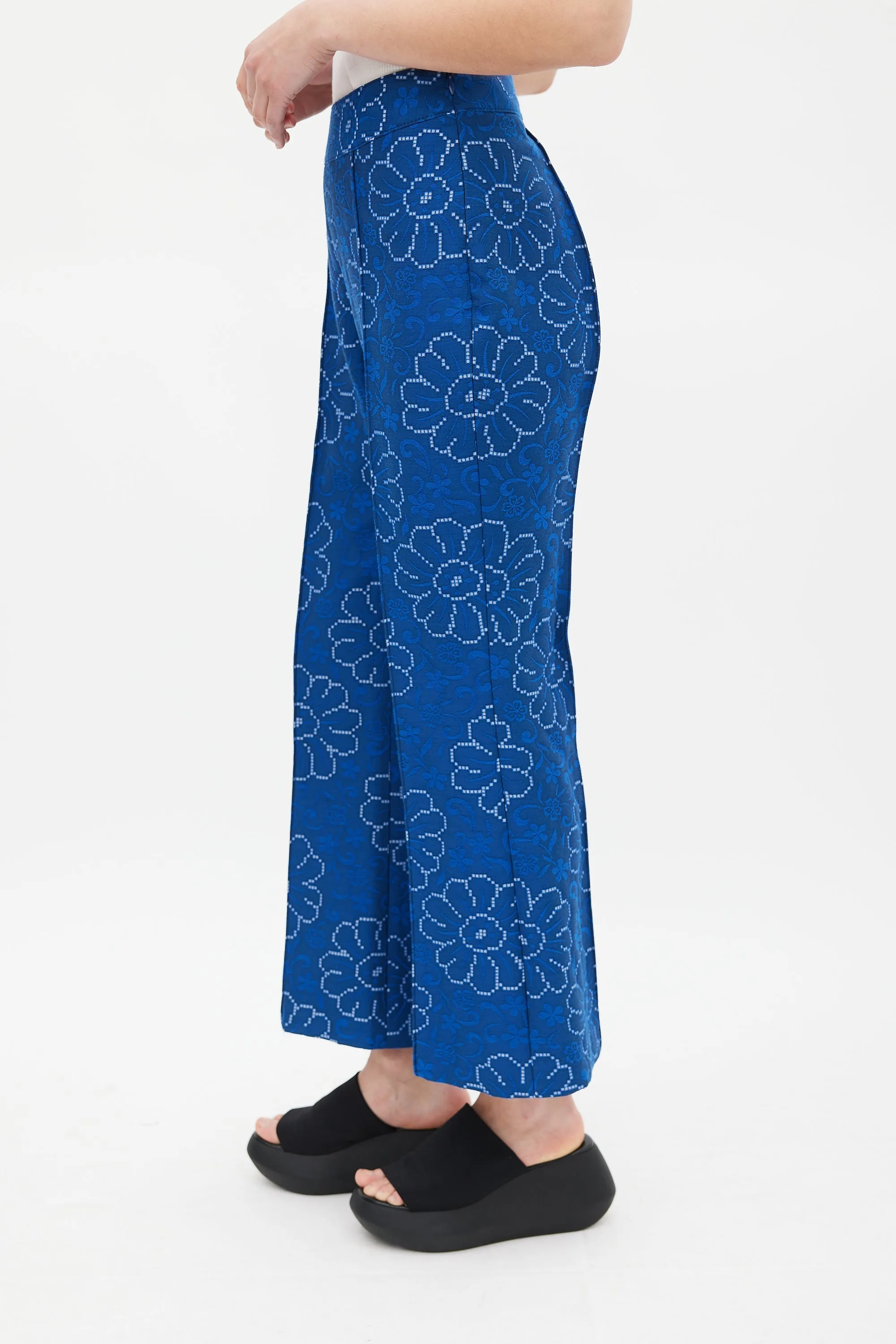 Blue Floral Pintuck Crop Trouser