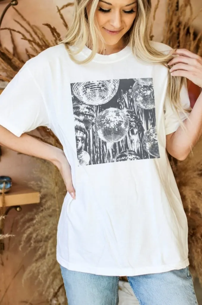 disco doll graphic tee