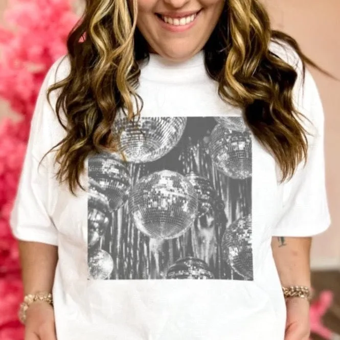 disco doll graphic tee