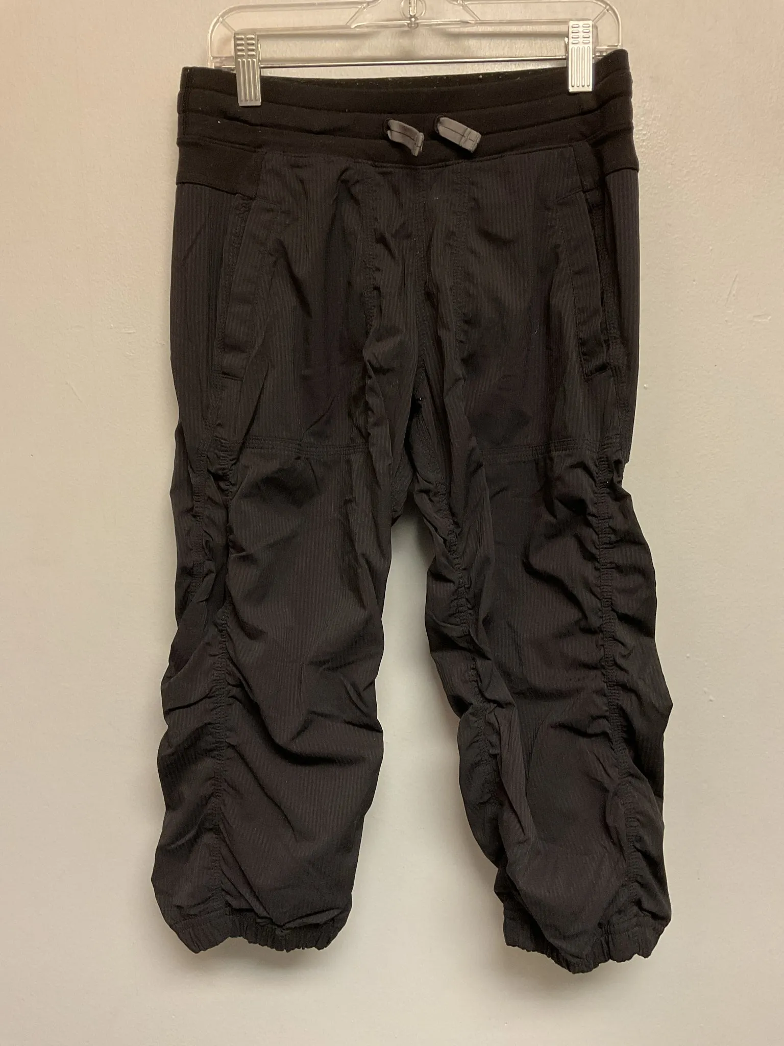Ivivva Size 14 Black Nylon Big Girls Pants