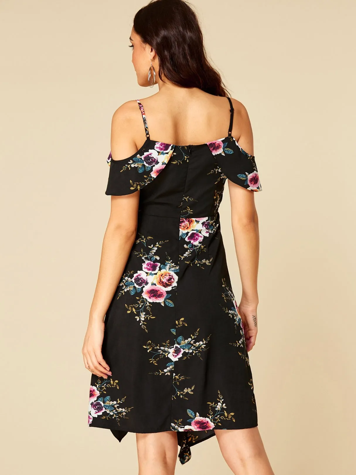 Wholesale Black Deep V Neck Short Sleeve Floral Print Slit Spaghetti Strap Wrap Flounced Hem Dresses