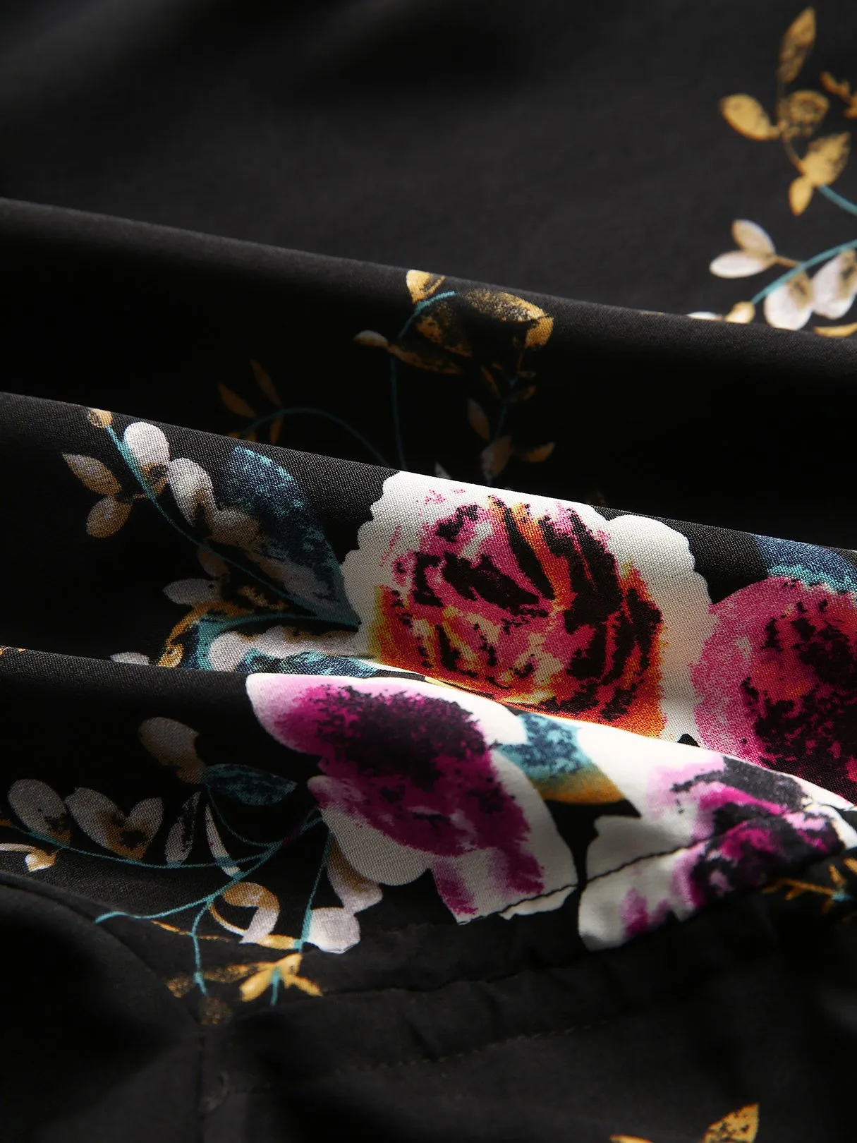 Wholesale Black Deep V Neck Short Sleeve Floral Print Slit Spaghetti Strap Wrap Flounced Hem Dresses