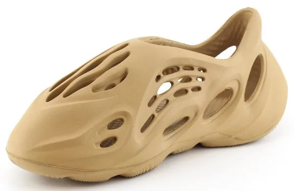 Yez Essential Camel Foam Shoes